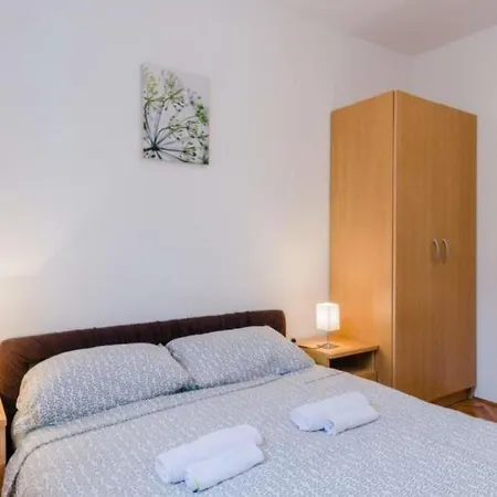 Appartement Rajnovic - Hr-07018-01 By Interhome Crikvenica